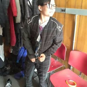 Meet your Posher, Dewayne